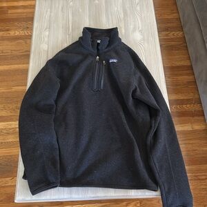 Patagonia Black Half-Zip Fleece Pullover